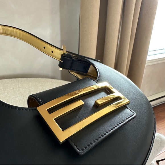 Fendi cookie shoulder bag - Picture 6 of 6
